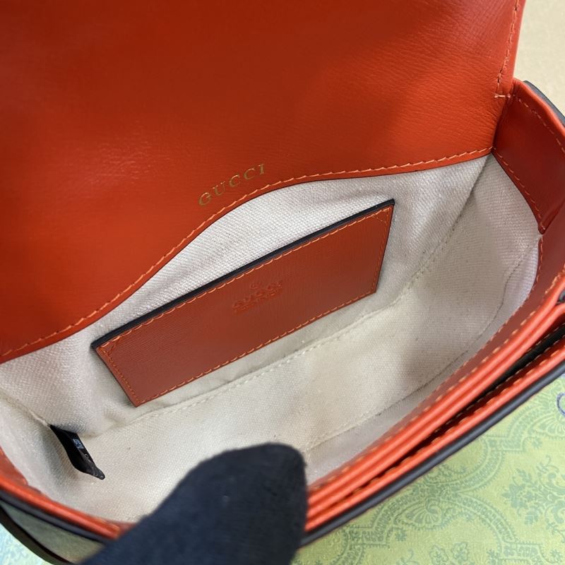 Gvc*1 horsebit bags